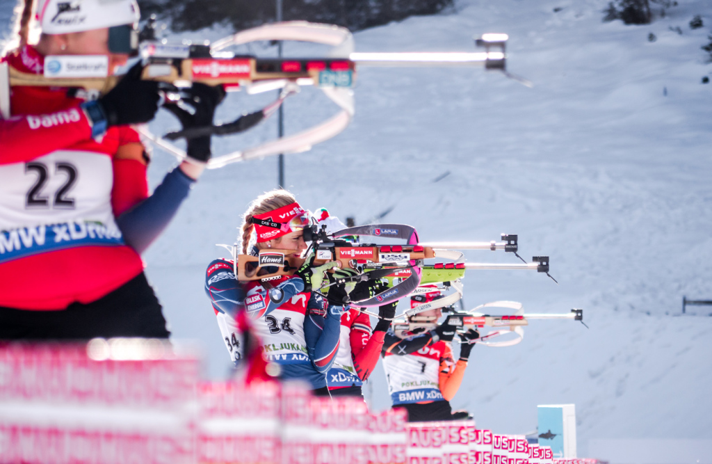 Po čisté střelbě ve stoje už Gabriela Soukalová věřila v dobrý výsledek. Foto: Český biatlon, Petr Slavík