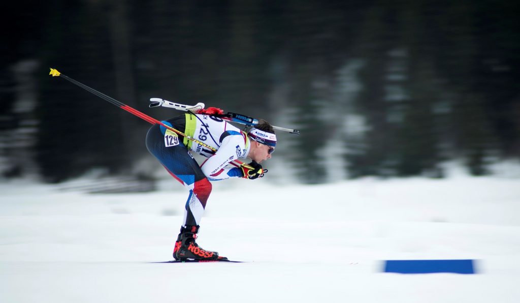 Junior Mikuláš Karlík na trati v Obertilliachu