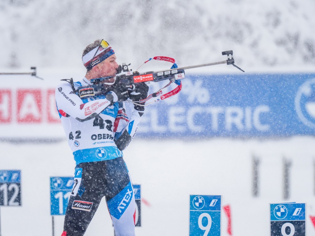 Ve stíhacím závodě v Oberhofu bodoval jen 39. Jakub Štvrtecký Biatlon