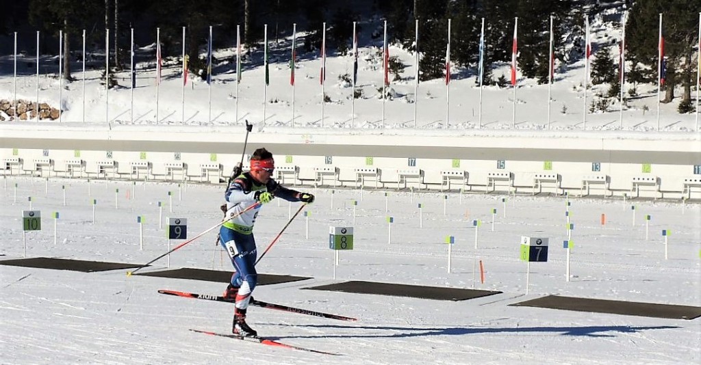 Milan Žemlička střílel ve sprintu bezchybně. Společně s kvalitním během bylo výsledkem páté místo