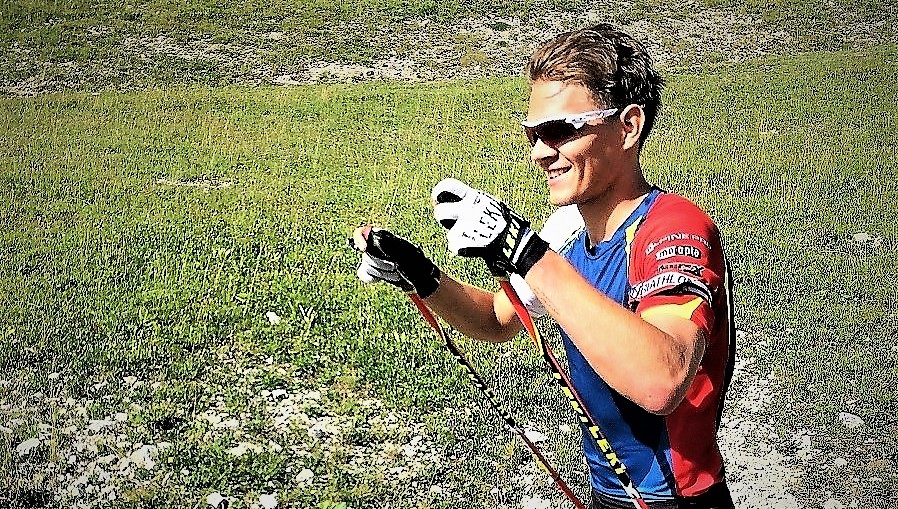 Věřme, že úsměv bude opět brzy zdobit tvář Adama Václavíka stejně, jako tomu bylo na začátku přípravy ve Francii...