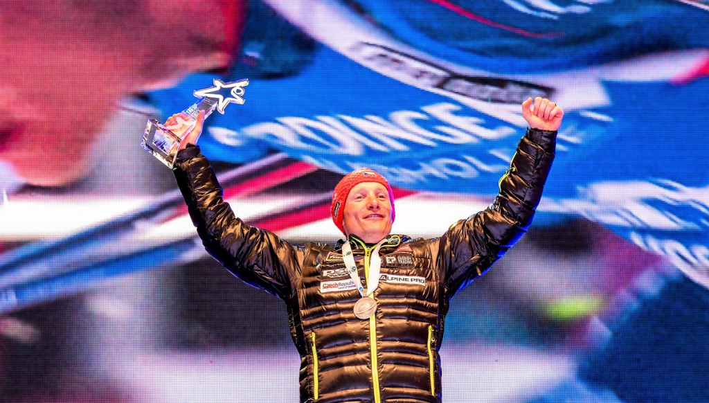 Ondřej Moravec a jeho stříbrná radost po vytrvalostním závodě mistrovství světa 2017