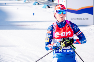 Závod s hromadným startem Veroniku Vítkovou nezastihl v dobré pohodě. Foto: Český biatlon, Petr Slavík