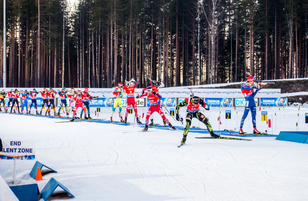 Poslední položka byla infarktová. O vítězství v závodě střílelo snad patnáct biatlonistů. Foto: Český biatlon, Petr Slavík