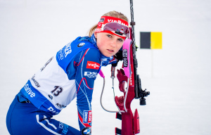 Eva Puskarčíková během nástřelu před stíhacím závodem v Khanty. Foto: Český biatlon, Petr Slavík