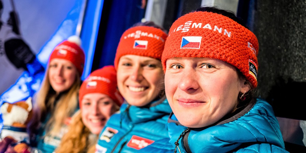 Veronika Vítková (vpředu), Eva Puskarčíková, Markéta davidová a Jessica Jislová. To byla šestá štafeta SP v Ruhpoldingu. Z této čtveřice nemá pouze juniorka Markéta Davidová 100 procentní jistotu olympijské nominace.