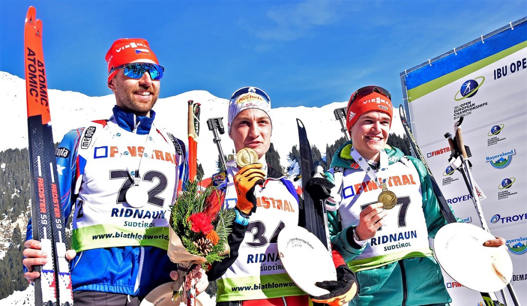 Nejlepší trio vytrvalostního závodu - zleva: 2. T. Krupčík, 1. F. Leitner (Rak.), 3. P. Horn (Něm.)