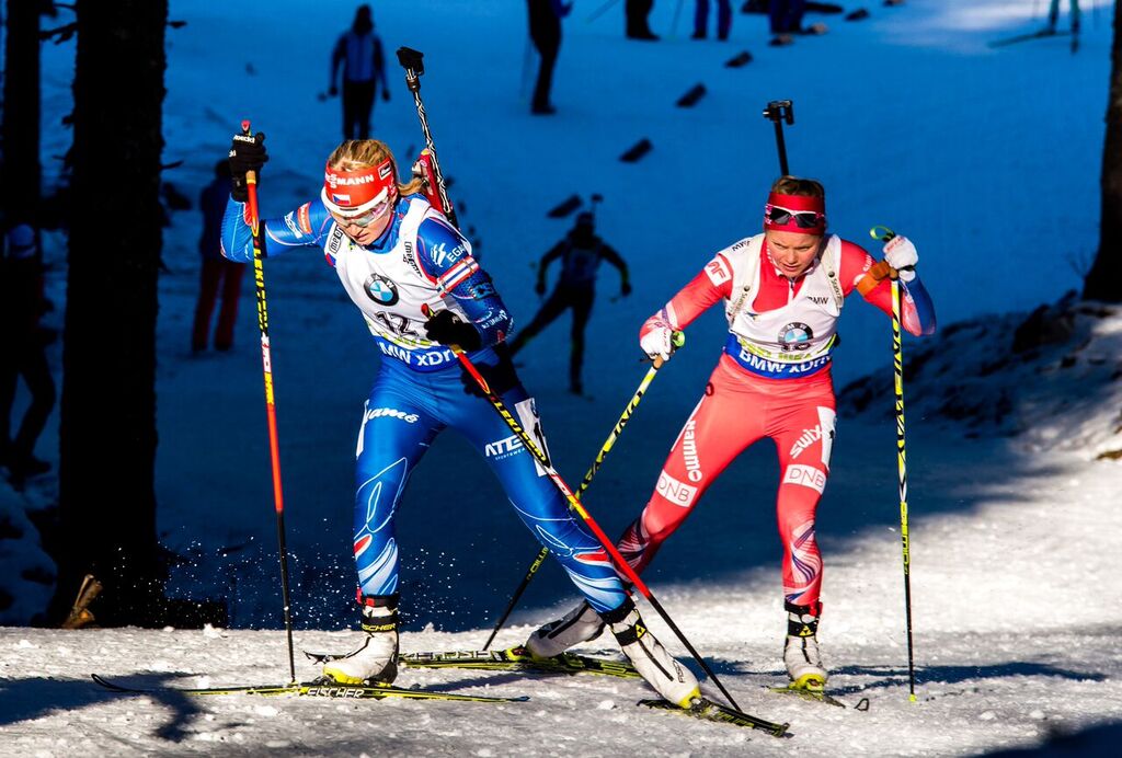 Bezchybná střelba a solidní běh vynesly Evu Puskarčíkovou na konečné 9. místo ve stíhacím závodě. Foto: Český biatlon, Petr Slavík