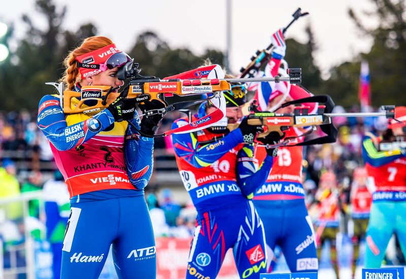 Gabriela Soukalová na střelecké položce ve stoje. Foto: Český biatlon, Petr Slavík