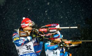 Veronika Vítková dnes střelbu zvládla se dvěmi zaváháními, která nedokázala zcela vymyzat ani tradičně vynikajícím během. Foto: Český biatlon, Petr Slavík